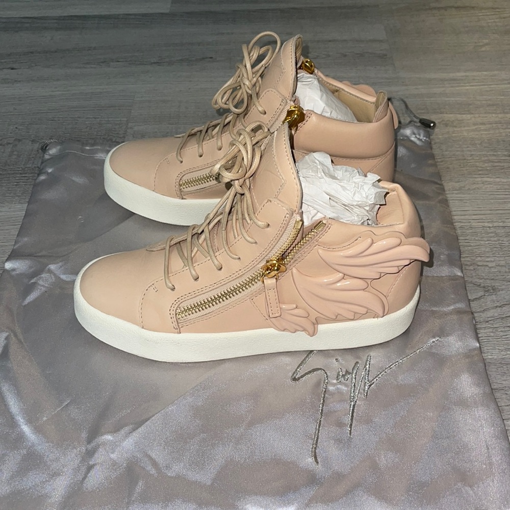 Giuseppe Zanotti Sneakers Natural Winged